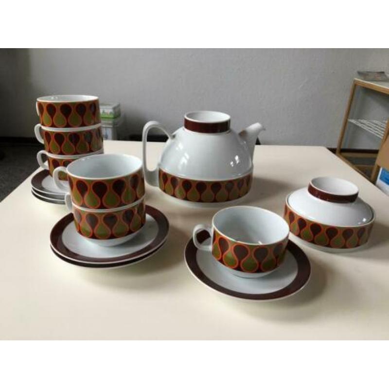 Vintage jaren 70 servies. 40-delig.