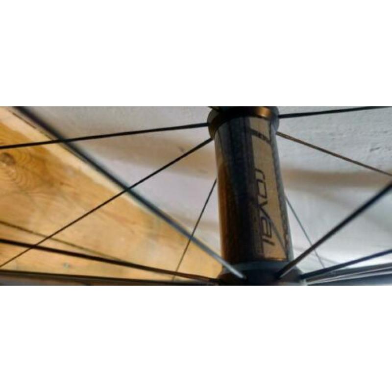 Wielset wielen racefiets Roval CLX 40 carbon