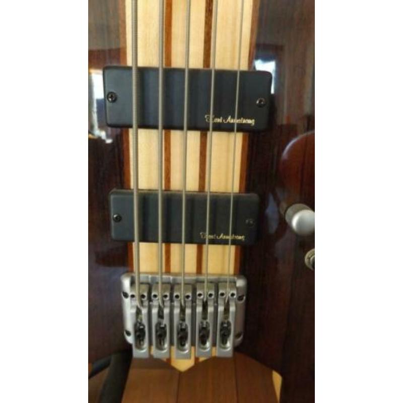 Santander 5-snarige basgitaar