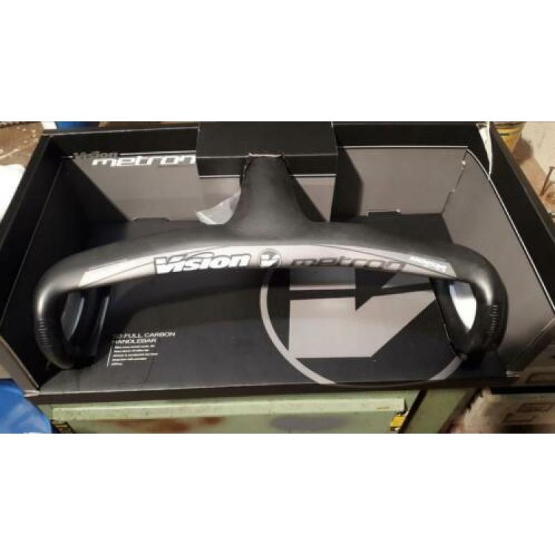 Nieuw in de doos.Vision carbonstuur.