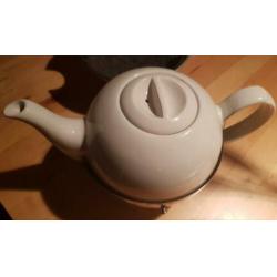Theepot wit met rvs warmhouder