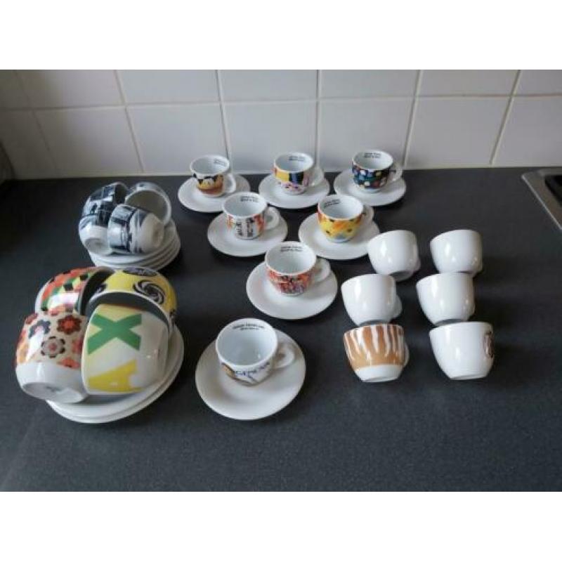 Porcelaine d'Ancap kop en schotels