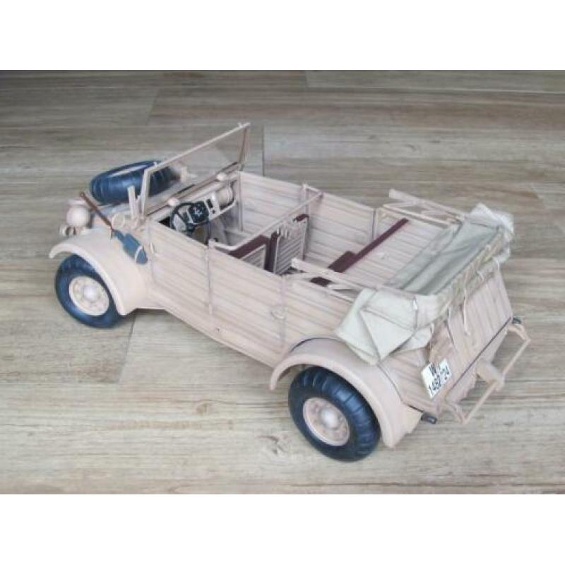 Kubelwagen Type 82 Afrika-Corps Tunisia / 1:6
