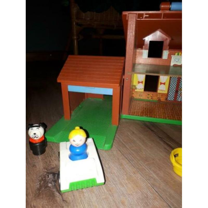 Vintage retro fisher price poppenhuis met extras