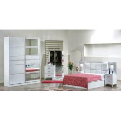 Nu complete slaapkamers in de sale v.a 899 kom langs op=op!