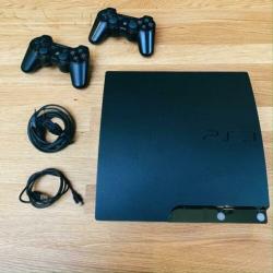 PlayStation 3 + 31 spellen en 3 controllers