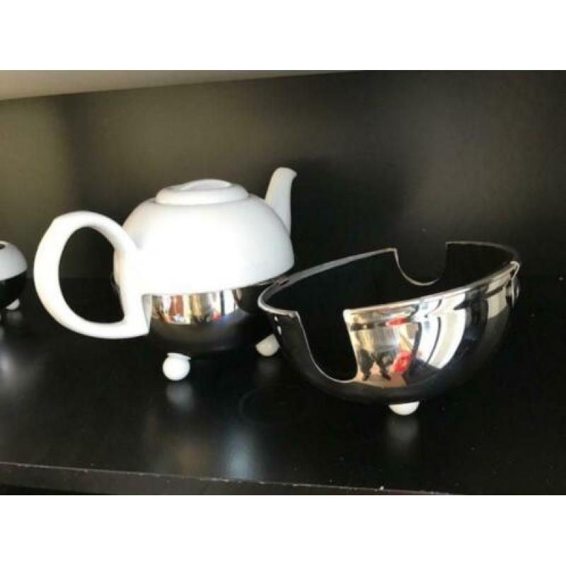 theepot modern met warmhoud jas