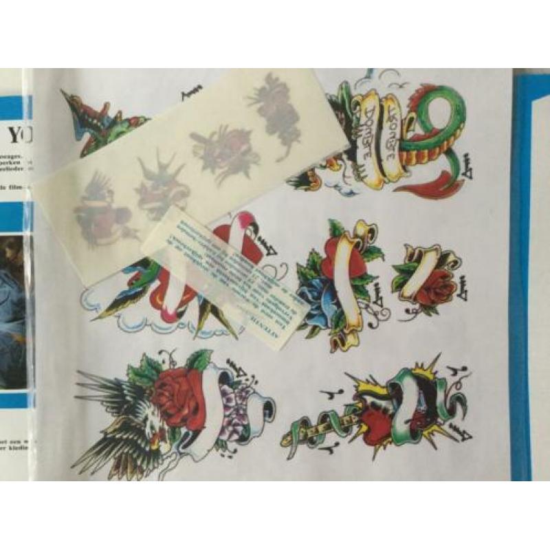 Tattoo voorbeelden boek en strijk vellen kleding 6,95€
