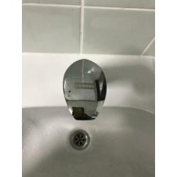 Villeroy & Boch wastafels met Franke sensorkraan €150,-