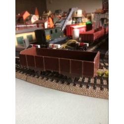 Drie open wagons oa JOUEF schaal HO
