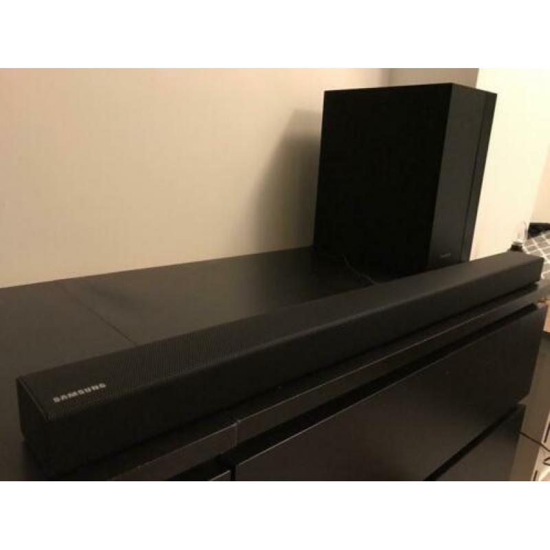 Samsung HW-K450 soundbar