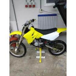 Suzukie rm 85 grote wielen
