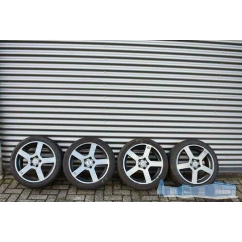 Set 5-spaaks velgen+Vredestein/Blackstone banden Volvo 850/V