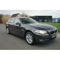BMW 5-Serie 3.0 530D Touring 2010 Grijs Panoramdak|Keyless|
