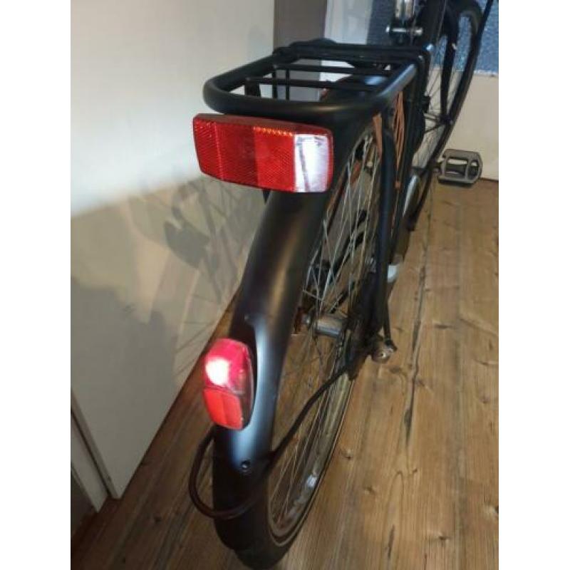 Voque transporter omafiets 28". Slot*verlichting*voorrek.