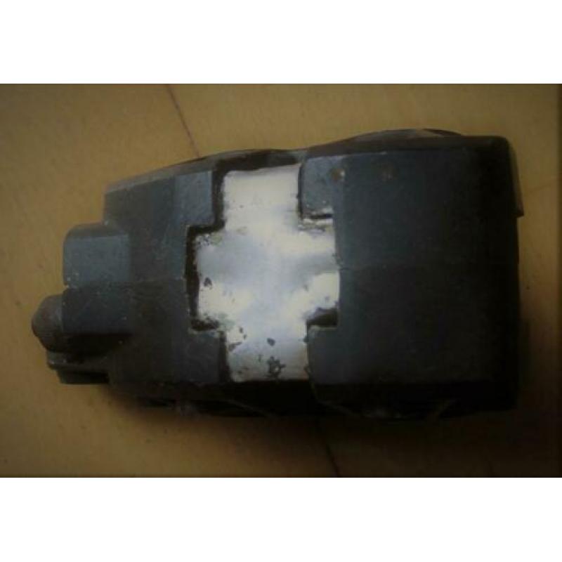 Brembo 4-zuiger remklauw 30.4804.00 BMW Cagiva Moto Guzzi
