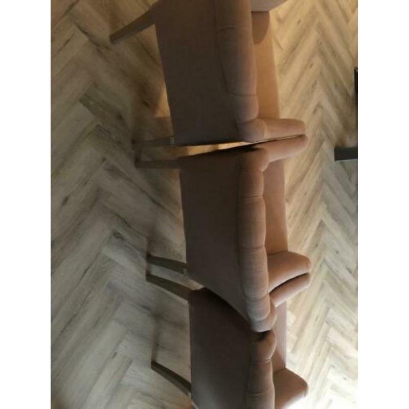 Eetkamer stoelen