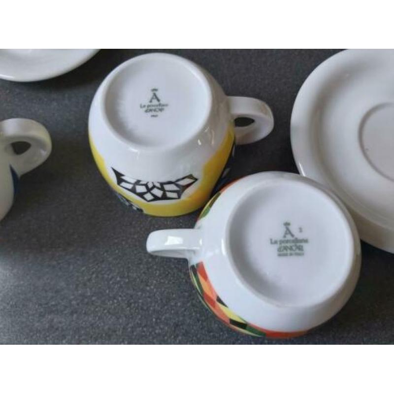 Porcelaine d'Ancap kop en schotels