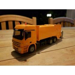 Siku Mercedes Actros nr. 2938 in doos