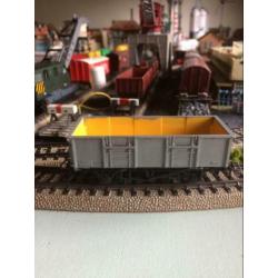 Drie open wagons oa JOUEF schaal HO