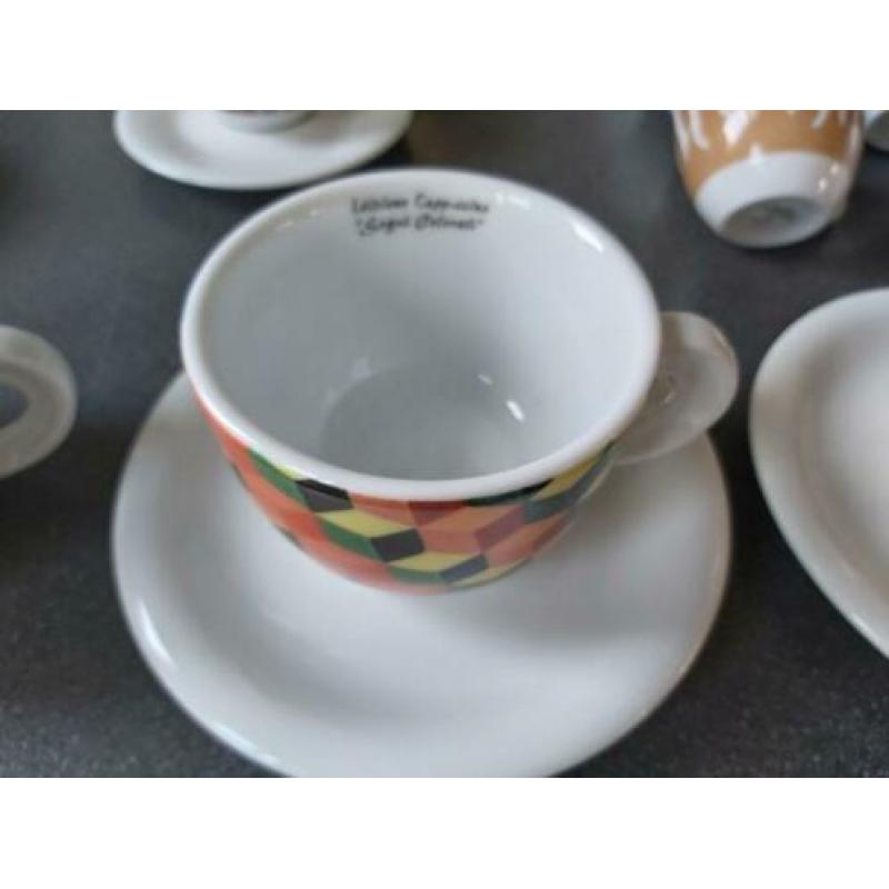 Porcelaine d'Ancap kop en schotels