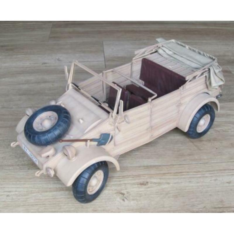 Kubelwagen Type 82 Afrika-Corps Tunisia / 1:6