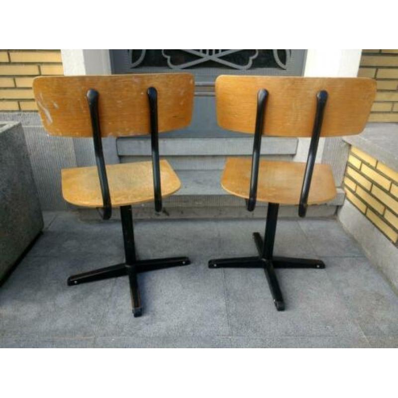 2 Obumex kinderstoelen