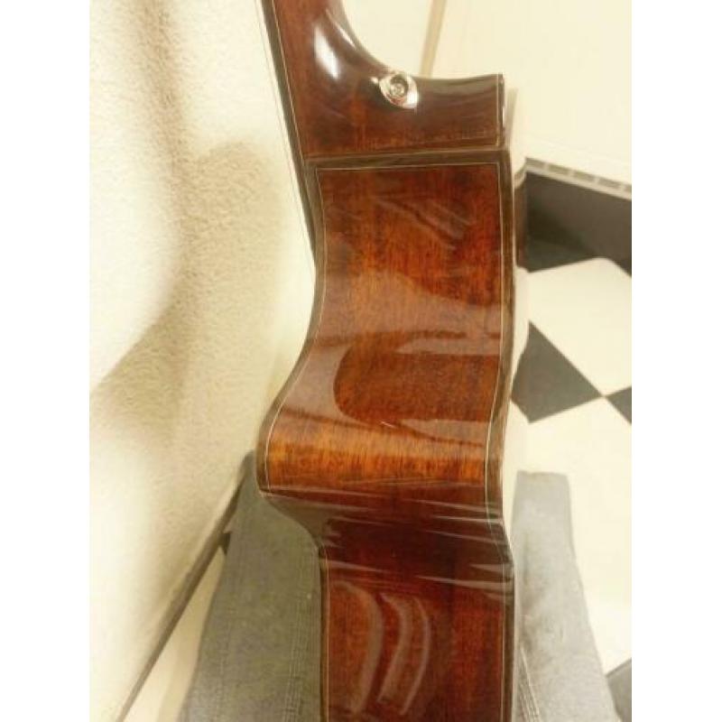 Eastman Grand Concert 508CE