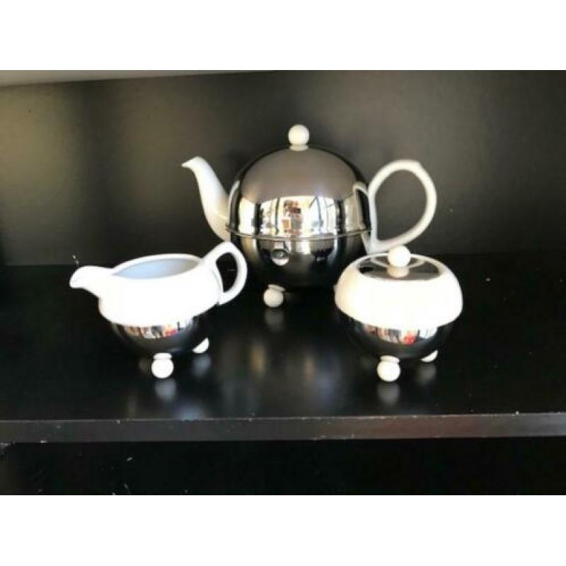 theepot modern met warmhoud jas