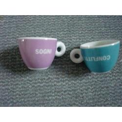 Twee Illy espresso kopjes