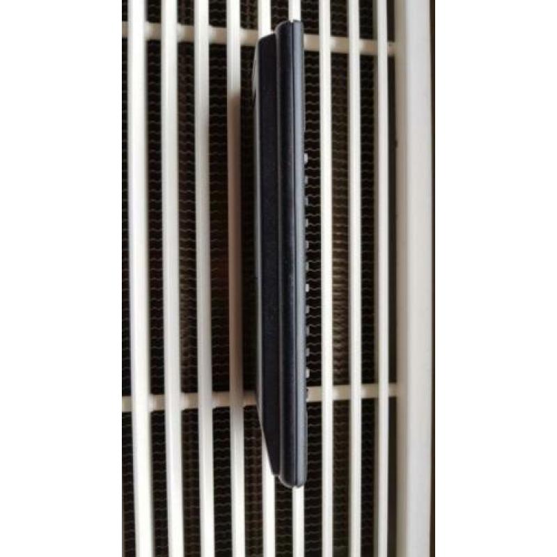Micromega afstandsbediening voor gehele geluidsinstallatie