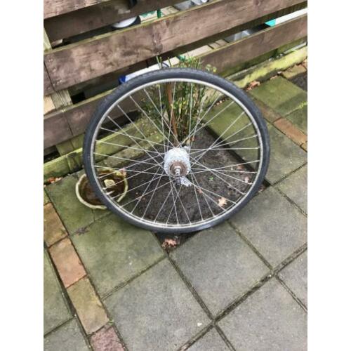 :OLDTIMER Achterwiel 28 inch met 3 SACHS versnellingen