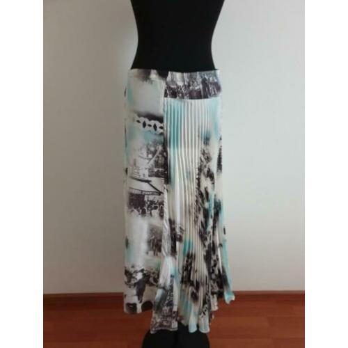 Mariella Burani rok