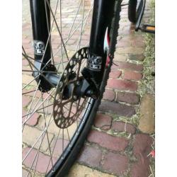 Mooie stoere giant atx mountainbike met schijfrem zgan