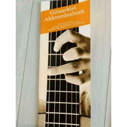 Gitaarboeken & gitaar accessoires. IZGS