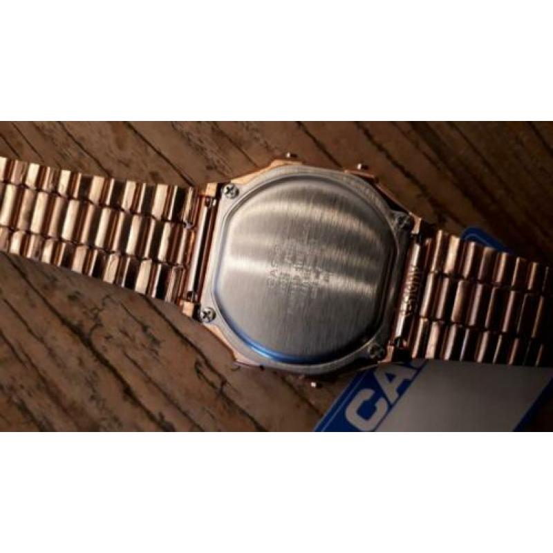 Casio retro horloge rose goud A168