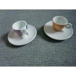 Twee Illy espresso kopjes