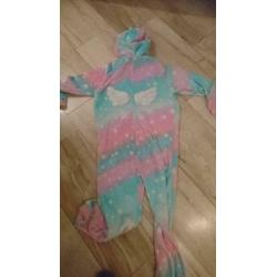 CARNAVAL LEUKE ONESIE. Eenhoorn maat S/M