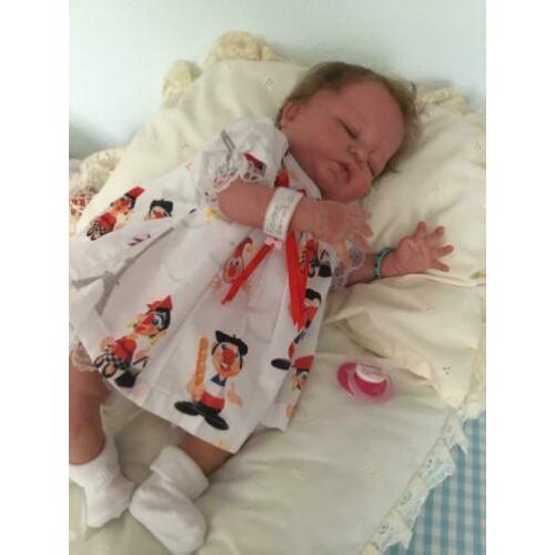 Esmee.