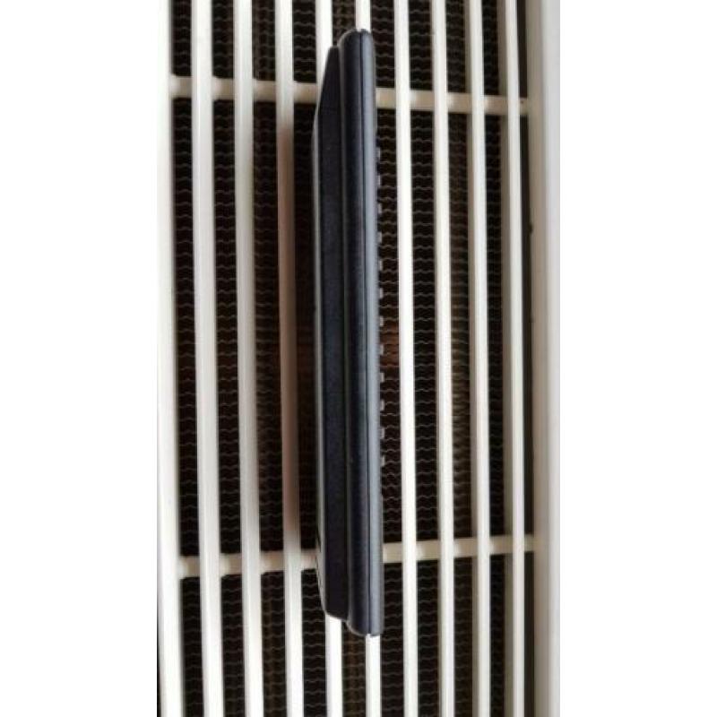 Micromega afstandsbediening voor gehele geluidsinstallatie