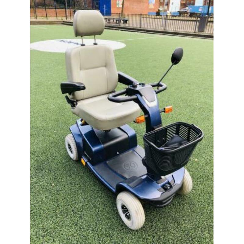 4 wiel Scootmobiel in zeer goede staat!!