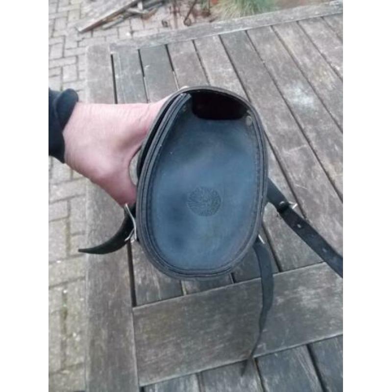 Zwart leer lederen leren motortasje motor tas