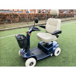 4 wiel Scootmobiel in zeer goede staat!!