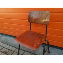 Vintage schoolstoel jaren tachtig