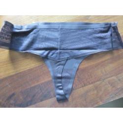 Simone Perele Muse BH 75 c, string 2 x maat 3 (38-40)