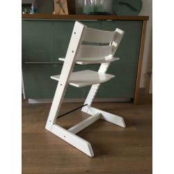 Mooie witte Stokke trip trap / tripp trapp stoel - opgeknapt