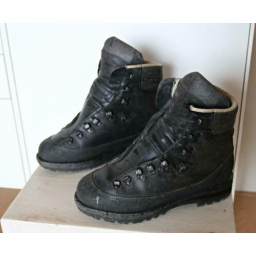 Bergschoenen HANWAG cat CD maat 44