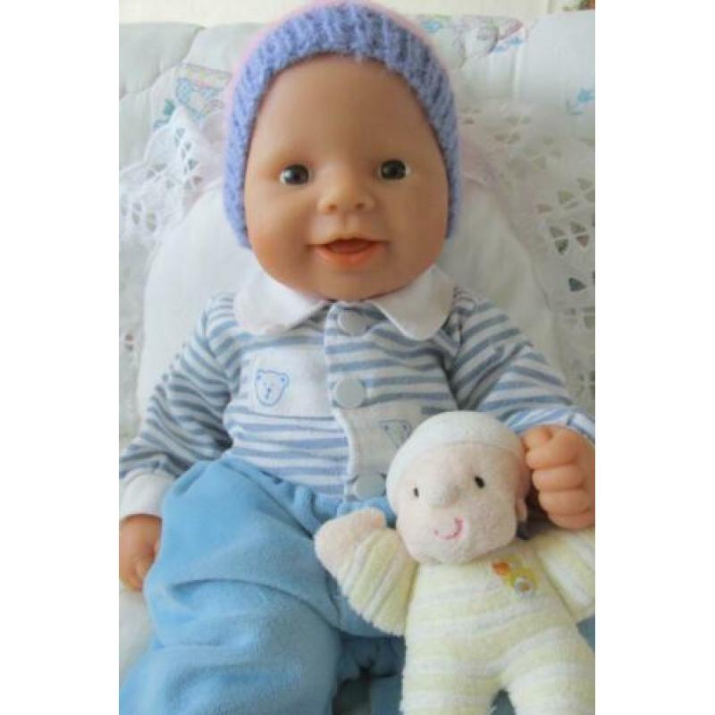 Schattig lachebekje van Zapf 36cm