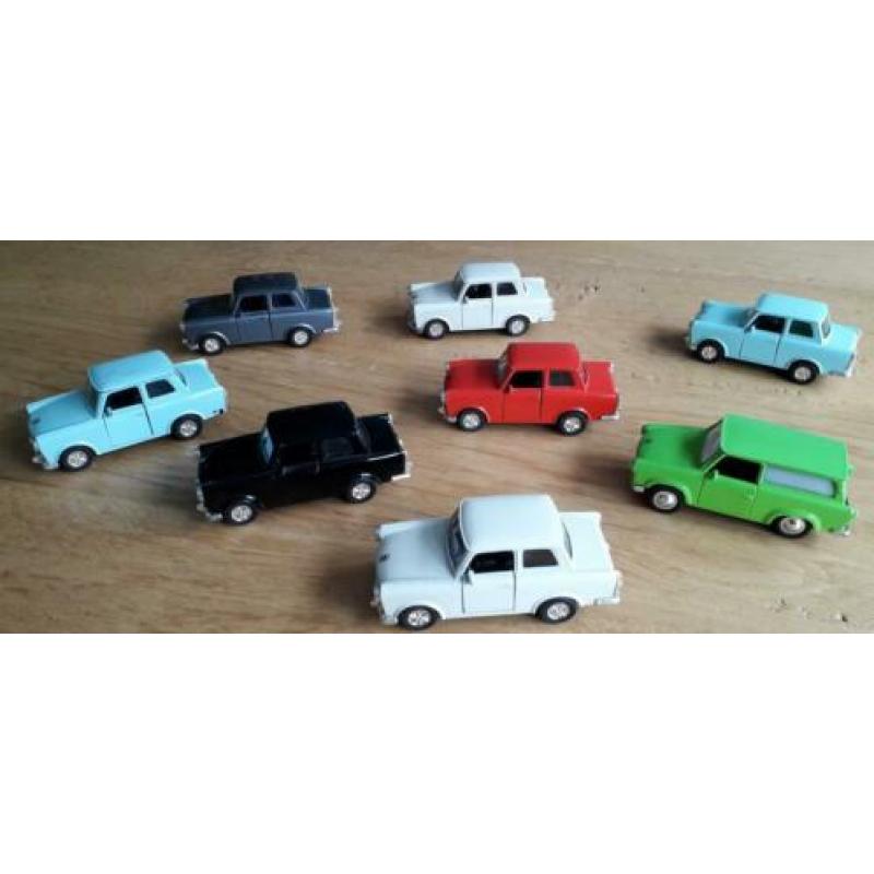 Leuke oude trabantjes 8 stuks.