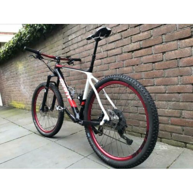 Giant XTC Carbon Custom (27.5)